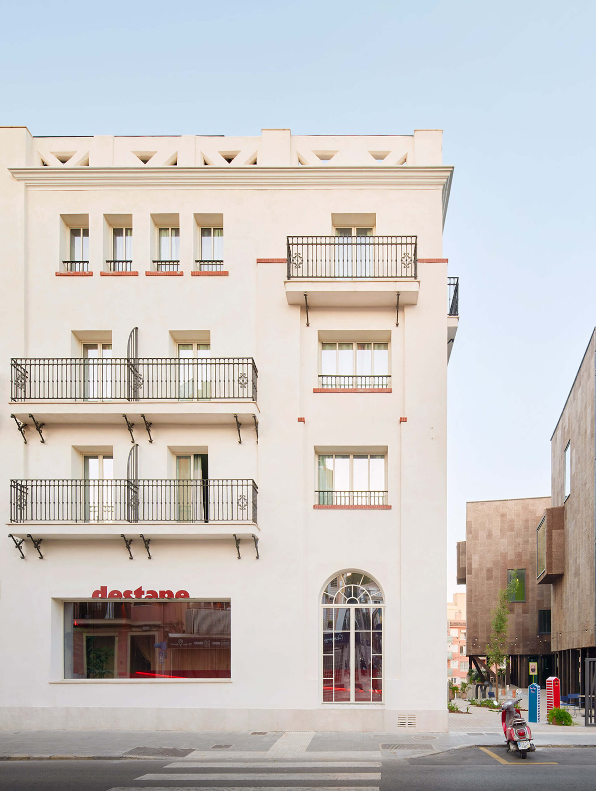Th-Terreno Barrio Hotel
